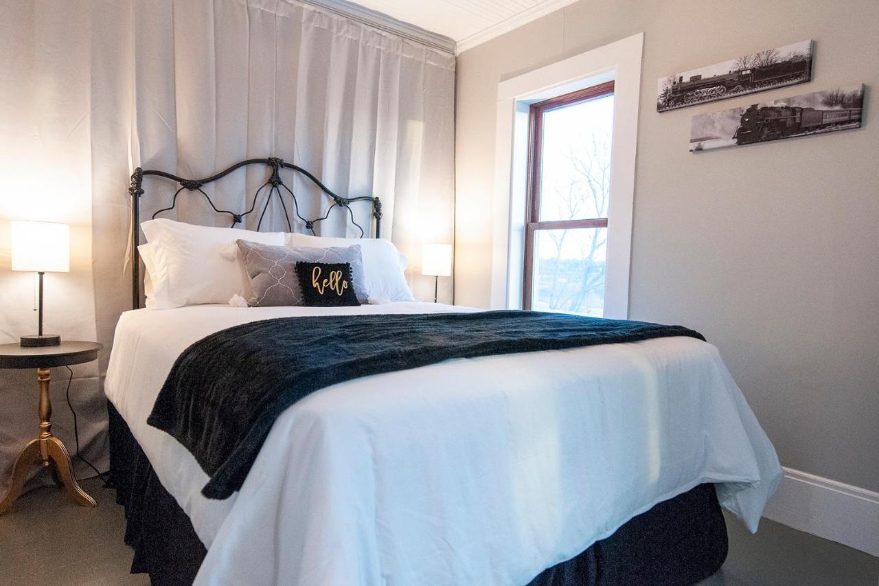 Dabbs Hotel Bed And Breakfast Llano Ngoại thất bức ảnh